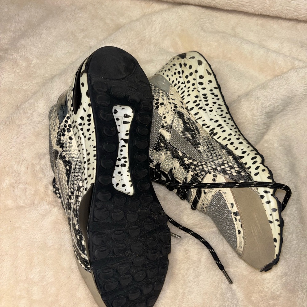 Steve Madden Black and White Sneakers